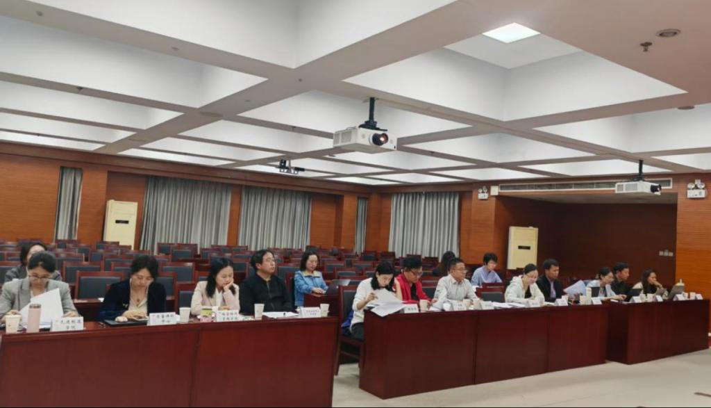 学校举办2025—2026学年国家奖学金评审答辩会