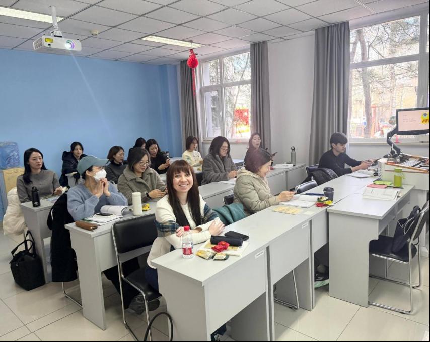 学校第74期留学生汉语培训班顺利开班