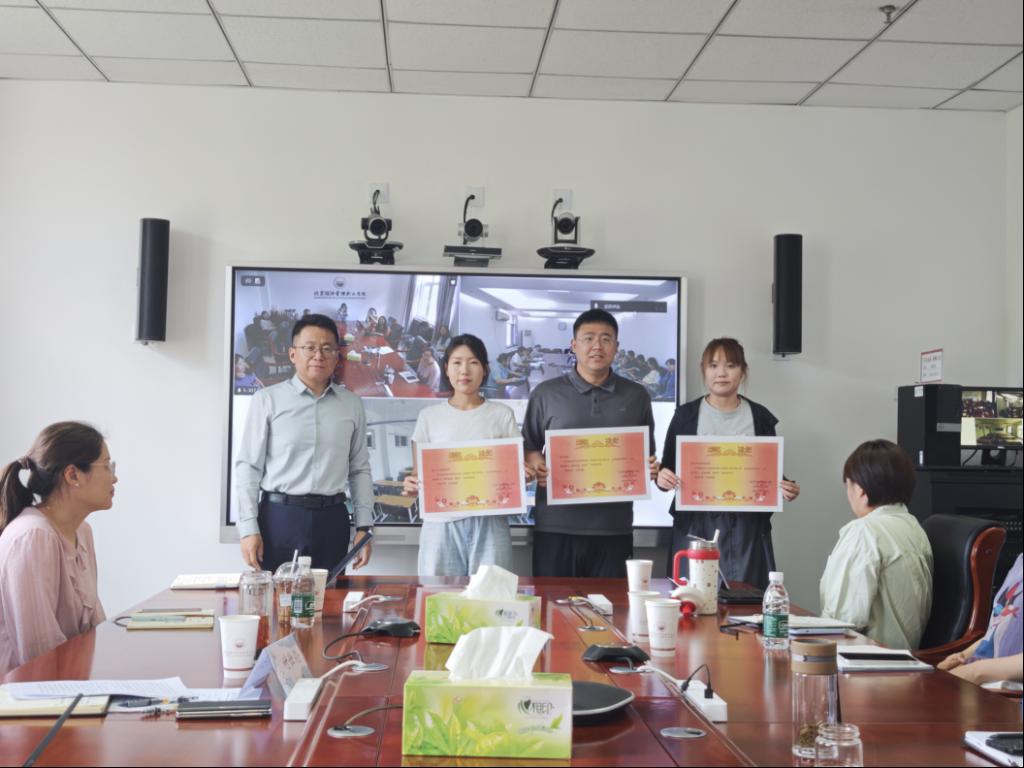 bat365在线平台公寓安全卫生检查评选表彰大会
